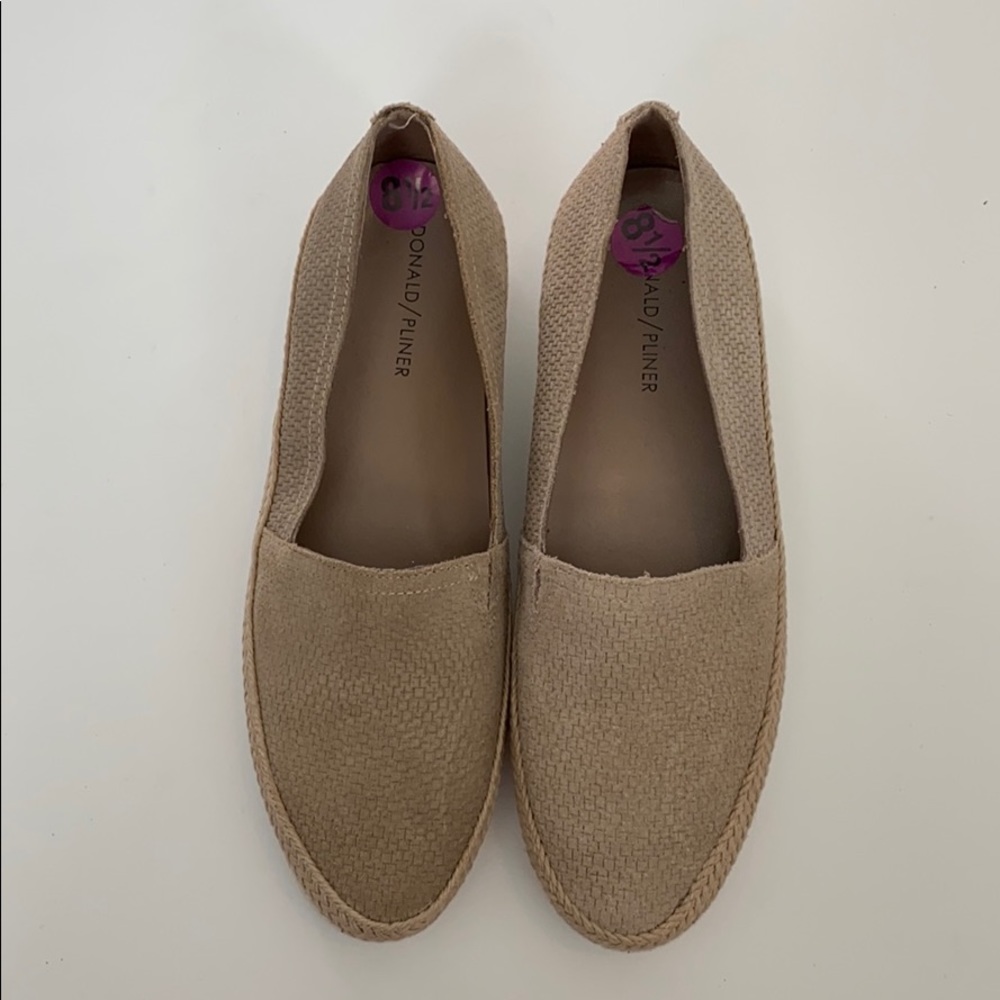 Donald j Pliner partner slip on shoes